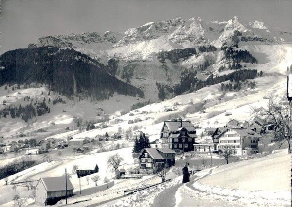 Amden mit Kurhaus Bergruh und Mattstock Vorderseite