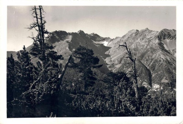 La Schera, Schweiz. Nationalpark. Ausflug vom Hotel JL Fuorn, Ofenberg. Blick auf Murter u. Terza Vorderseite