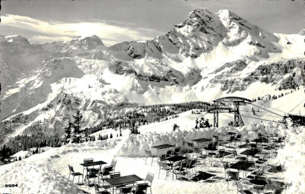 Tödi und Ortstock mit Bergstation Gumen, Braunwald Vorderseite