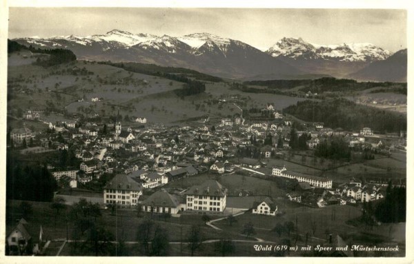 Wald ZH Vorderseite