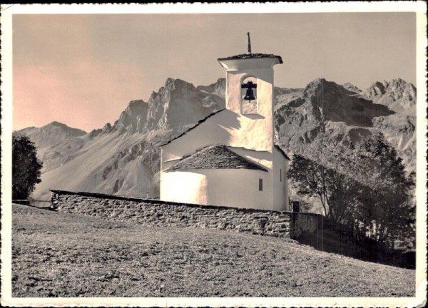 Fexkirchli im Ober-Engadin mit Piz Lagrev Vorderseite