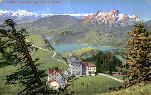 Rigi-Staffel mit Pilatus Vorderseite