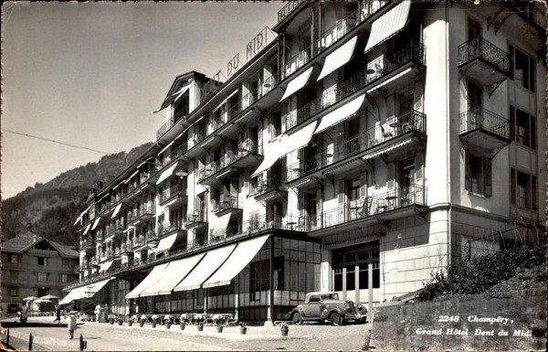 Grand Hotel Dent du Midi (Champéry) Vorderseite