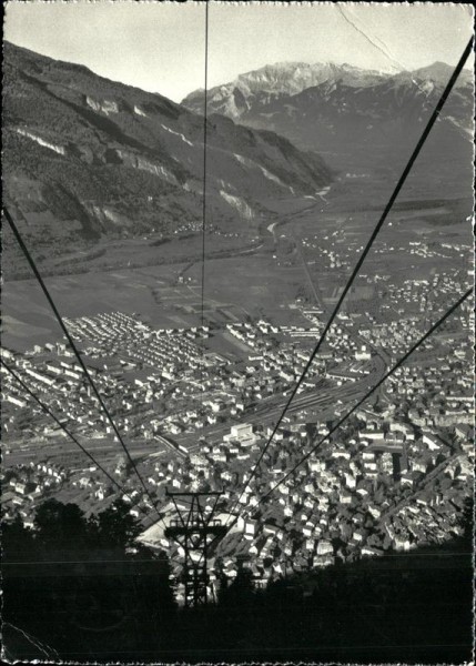 Ausblick über die Stadt Chur und Rheinebene. Vorderseite