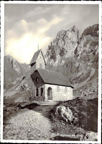Meglisalp mit Kirchli Vorderseite