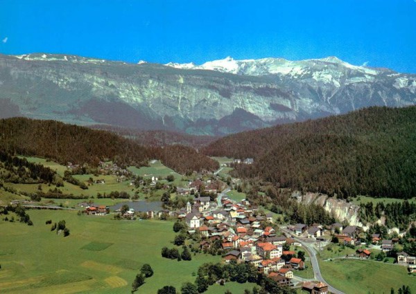 Laax GR - Flugaufnahmen Vorderseite