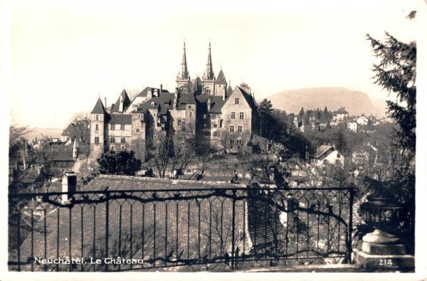 Neuchâtel. Le Château Vorderseite