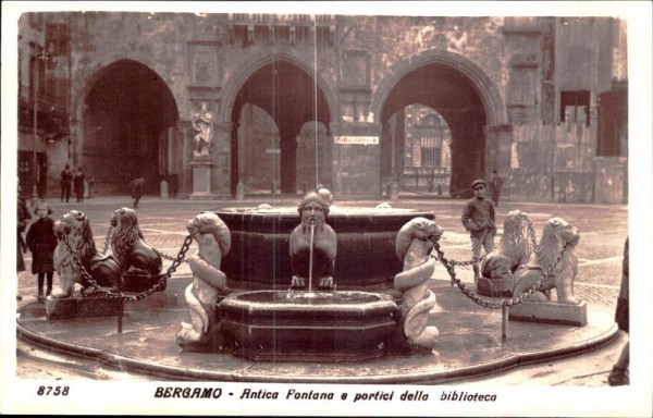 Bergamo - Antica Pontana e portici della biblioteca Vorderseite