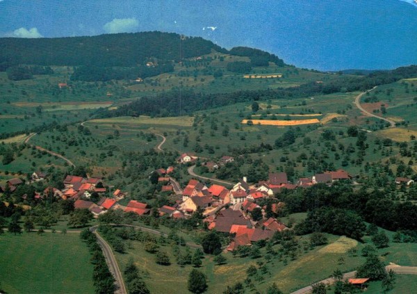 Hemmiken BL - Flugaufnahmen Vorderseite