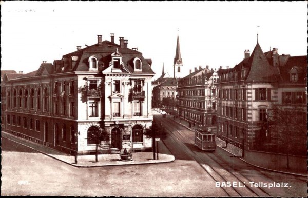 Basel - Tellsplatz Vorderseite
