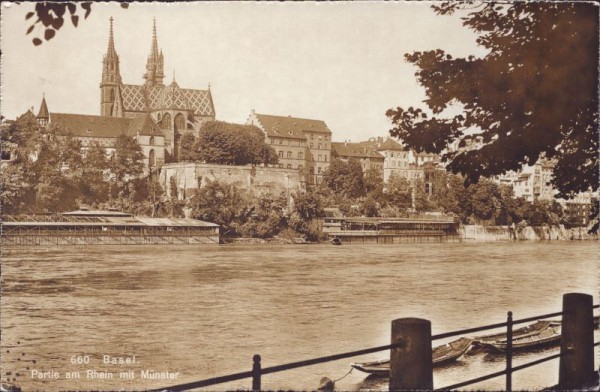 Basel - Partie am Rhein mit Münster