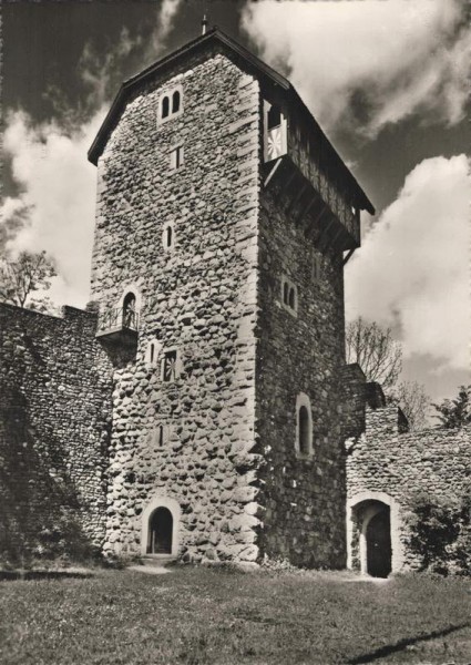 Schloss-Ruine Iberg Wattwil Vorderseite