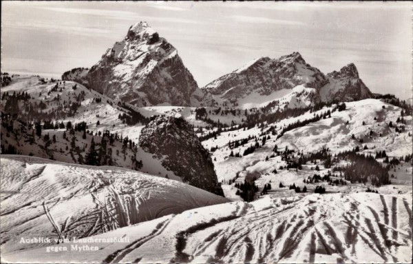 Ausblick von Lauchernstöckli gegen Mythen