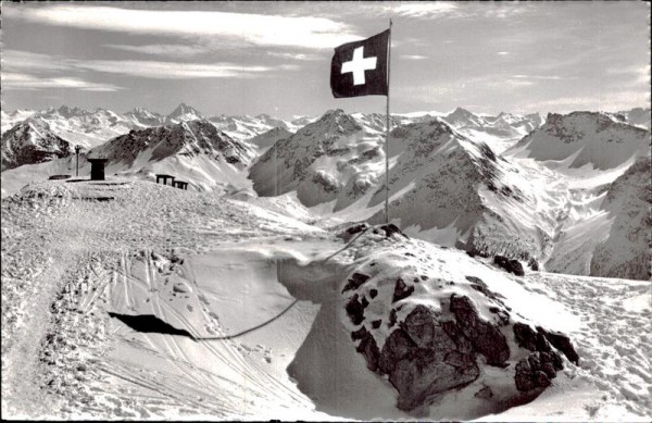 Schweizerfahne auf Berggipfel Vorderseite
