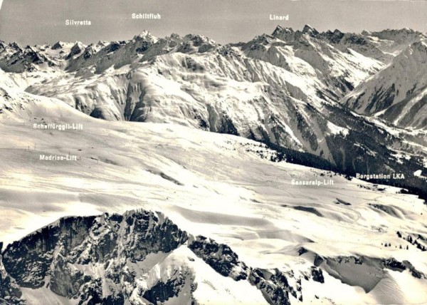 Klosters. Skigebiet Madrisa. Schaffürggli-Lift, Madrisa-Lift und Saaseralp-Lift mit Blick gegen die Silvretta Vorderseite