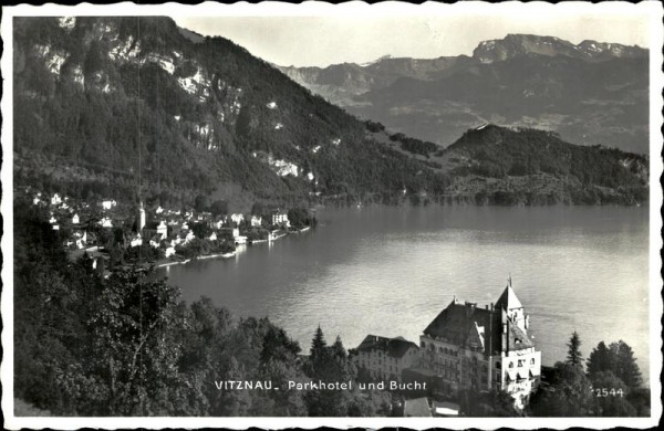 Vitznau - Parkhotel und Bucht Vorderseite
