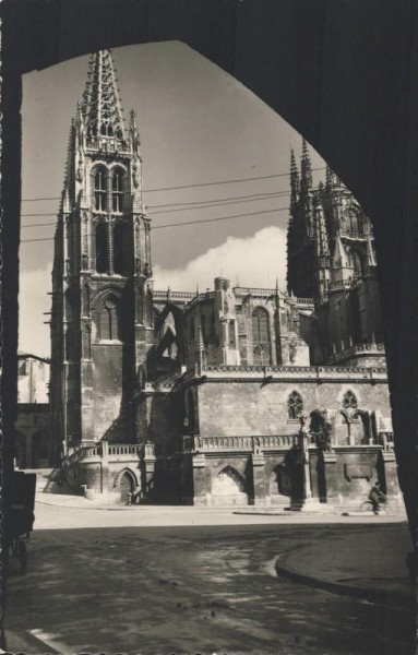 Burgos. Catedral. Vista exterior desde el Arco y de Santa María Vorderseite