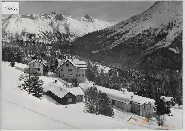 St. Moritz Evangelische Heimstätte Randolins Jugendhaus im Winter