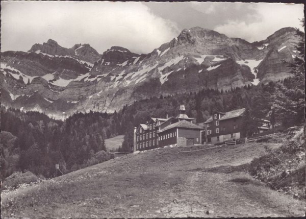 Berggasthaus und Pension Kräzerli