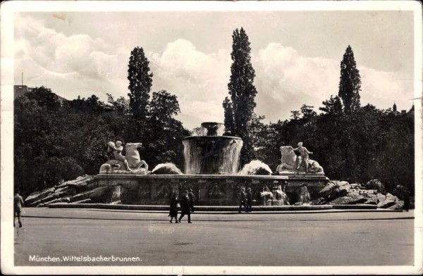 München, Wittelsbacherbrunnen Vorderseite