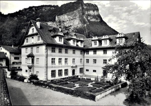 Freulerpalast in Näfels  Vorderseite