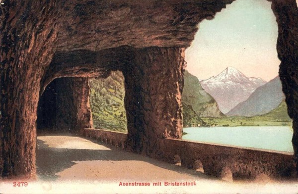 Axenstrasse mit Bristenstock Vorderseite