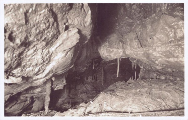 Beatushöhlen. Spiegel-Grotte