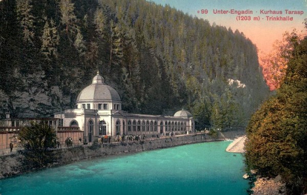 Kurhaus Tarasp Vorderseite
