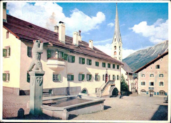 Dorfplatz vom Zuoz Vorderseite