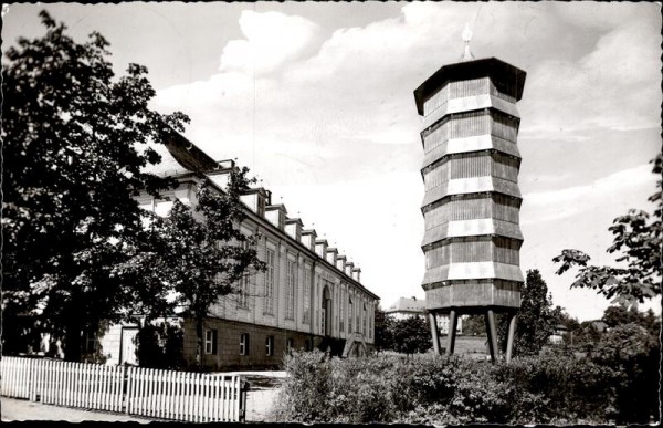 Clausthal-Zellerfeld im Oberharz Aula mit Glockenzentrum Vorderseite