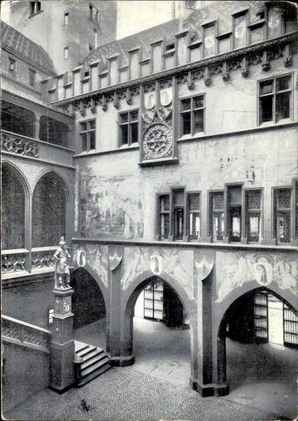 Hof des Rathauses (Basel) Vorderseite