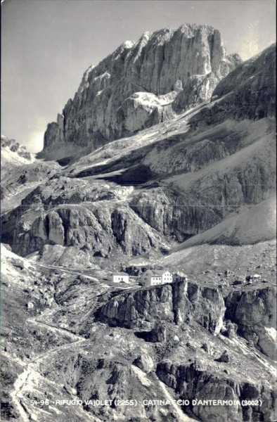 Rifugio Vajolet Vorderseite