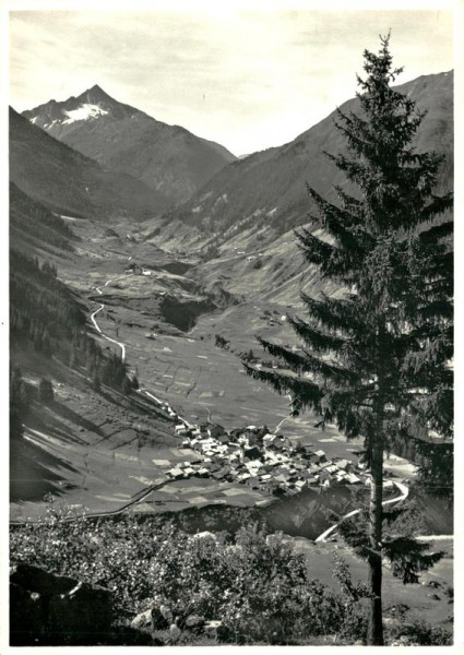 Curaglia mit Piz Vallatscha Vorderseite