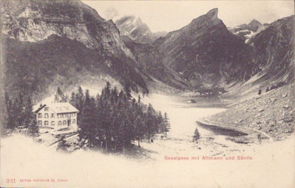 Seealpsee mit Altmann und Säntis