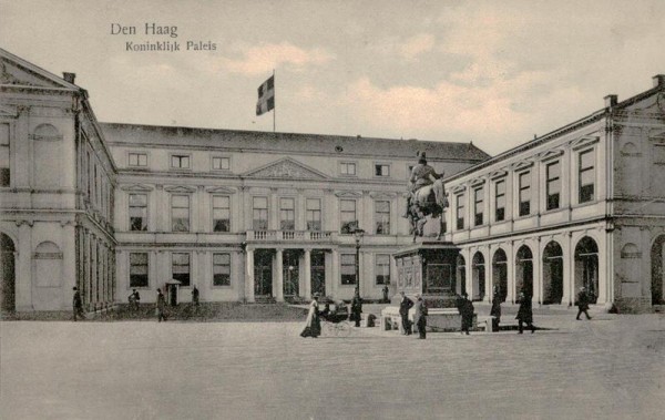 Den Haag, Koniklijk Paleis Vorderseite