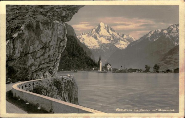 Axenstrasse mit Flüelen und Bristenstock Vorderseite