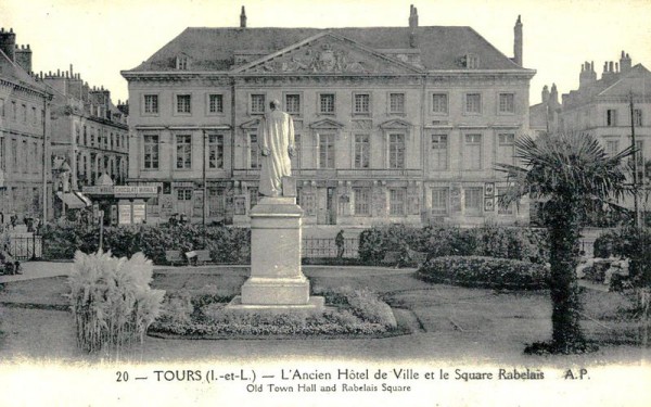Tours Vorderseite