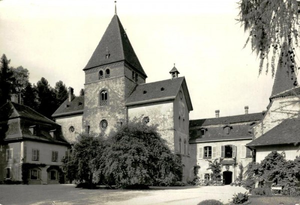 Schloss Münchenwiler Vorderseite