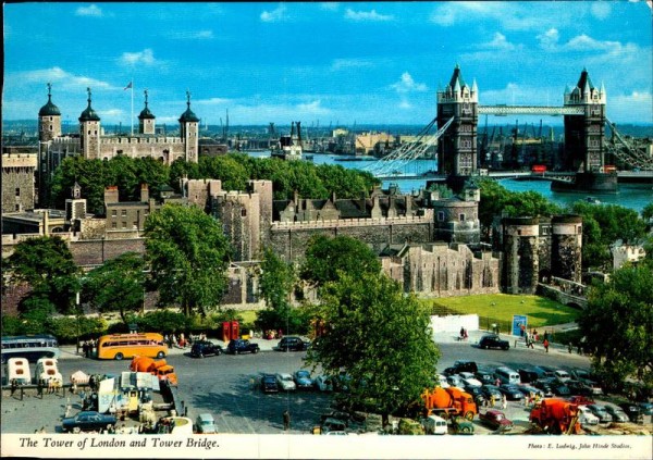 London, Tower of London, Tower Bridge Vorderseite