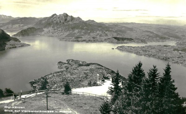 Blick auf Vierwaldstättersee und Pilatus, Rigi-Känzeli Vorderseite