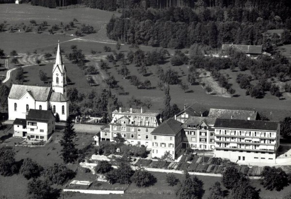 Kurhaus - Marienburg, St. Pelagiberg TG - Flugaufnahmen Vorderseite