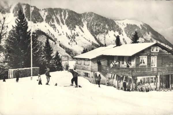 Berghaus Gummenmattli ob Wiesenberg. Blick auf Stanserhorn Vorderseite