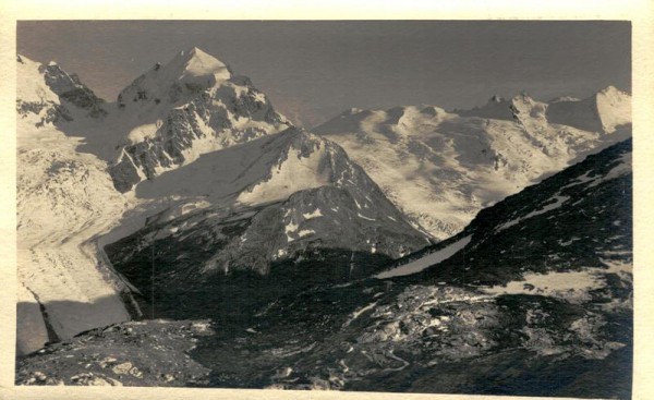 Bergkette Vorderseite