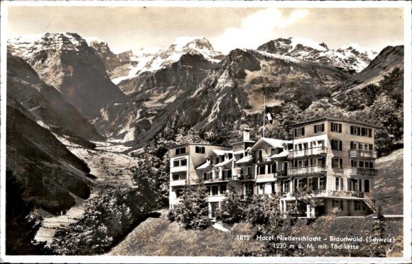 Hotel Niederschlacht (Braunwald) Vorderseite
