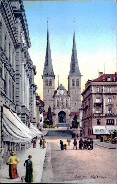 Luzern - Hofkirche Vorderseite