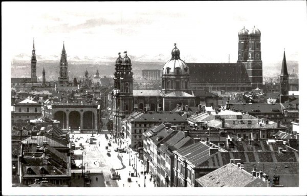 München, Blick auf die Feldherrnhalle Vorderseite