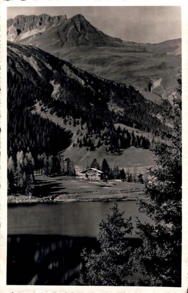 Blick über den Davoser-See auf das Blaukreuz-Heim u. Casanna. 1945 Vorderseite