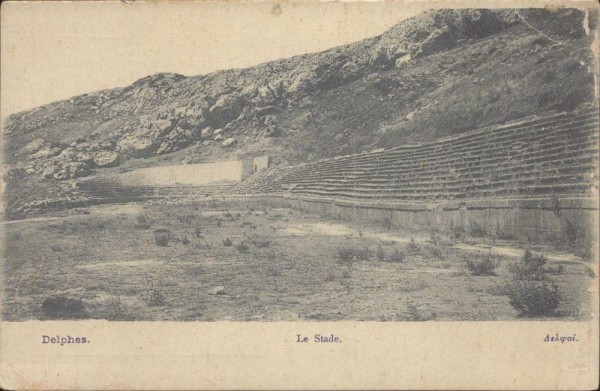 Delphes, Le Stade