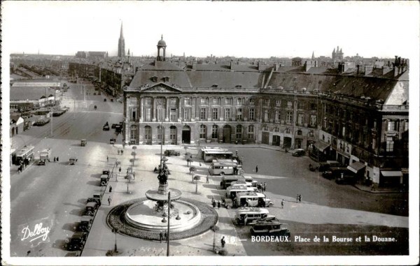 Place de la Bourse (Bordeaux) Vorderseite