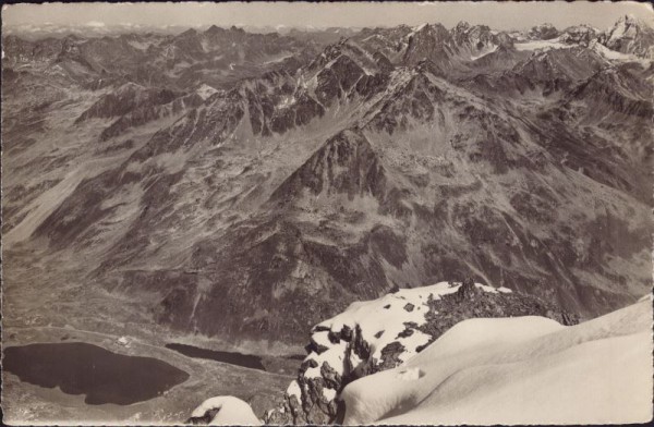 Blick vom Flüela-Schwarzhorn gegen Flüela-Pass, Silvretta-Gruppe , Piz Linard